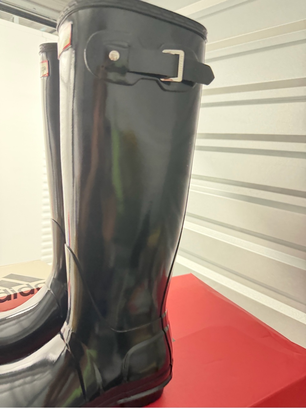 Hunters women’s size 8 tall glossy black boots new in box 4602 - Picture 6 of 7